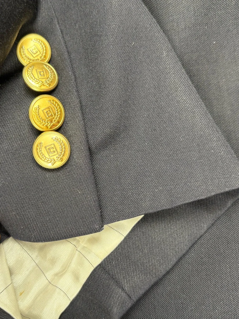 Chaps 100% Wool Navy Blue Sport Coat Blazer Gold Buttons Men’s Size 48 Regular